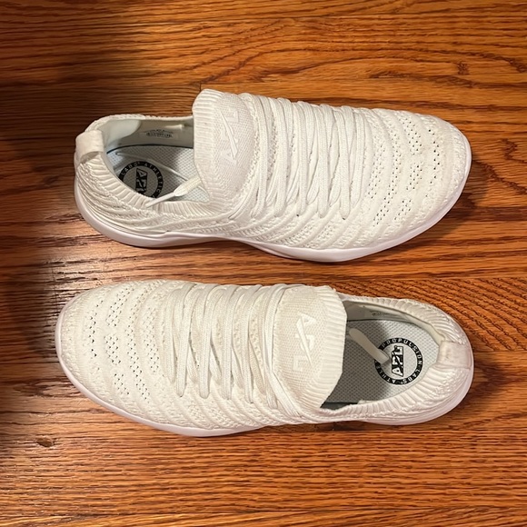 APL Techloom Wave - Women’s Sneaker - Picture 5 of 6